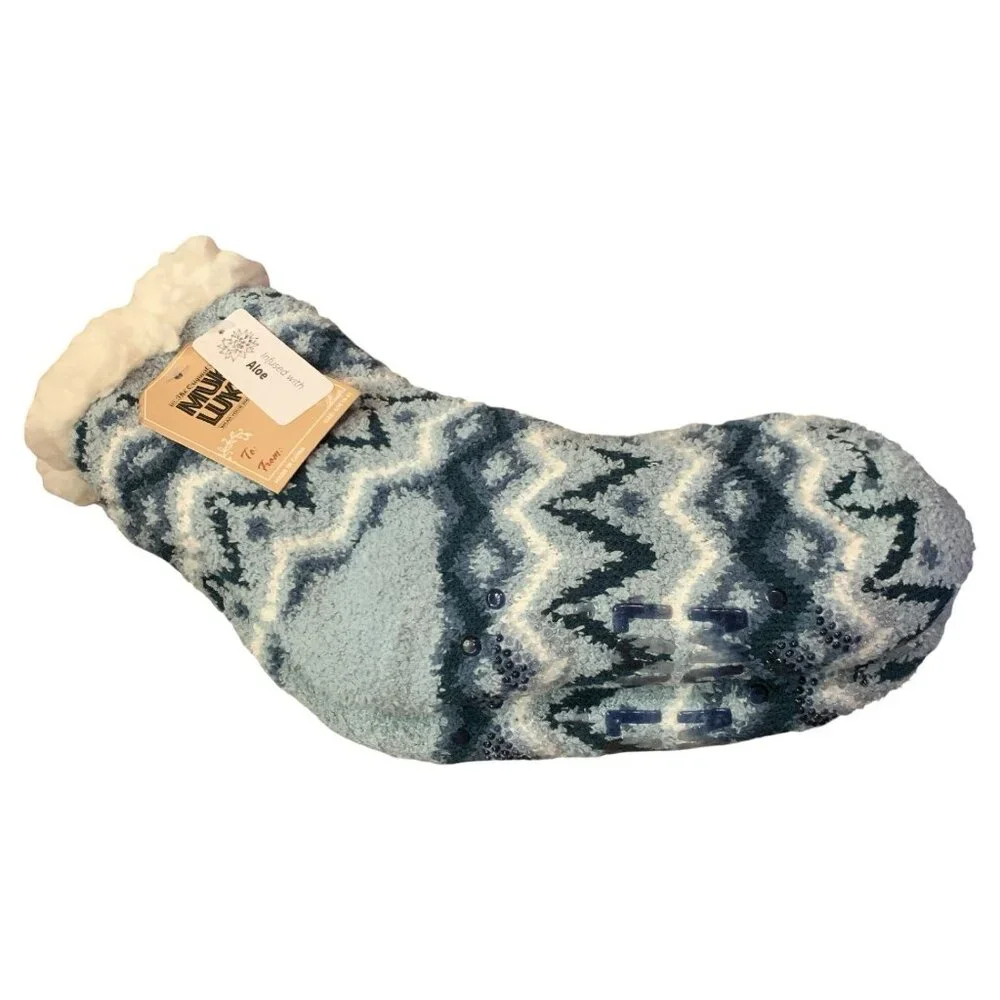 Muk Luks Women's Cabin Socks 2 Pair Pack Size 6-8 New With Tags Cabin Mountain